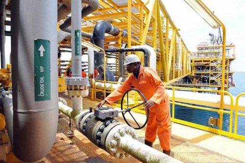 OPEC: Giá dầu sẽ phục hồi sau cắt giảm sản lượng