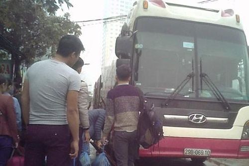 'Xe dù', 'bến cóc' vẫn hoành hành giữa Thủ đô