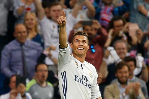 Ronaldo lập hàng loạt kỷ lục sau cú hat-trick vào lưới Atletico