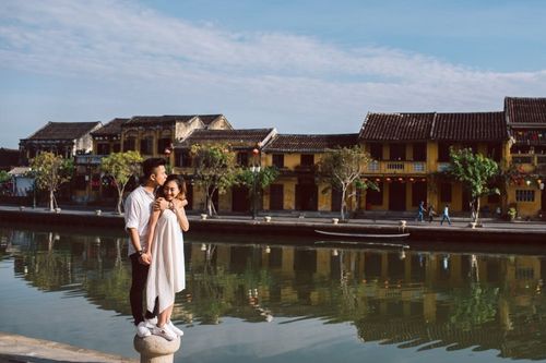 Ảnh cưới lãng mạn 'nắm tay nhau chạy khắp 3 miền' đốn tim dân mạng