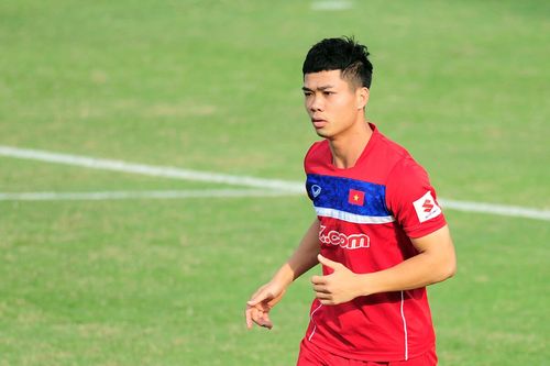 Tuấn Anh, Công Phượng bất lực trước đội hạng Nhất Viettel