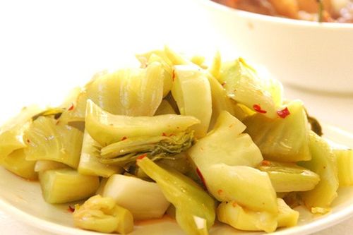 Những điều không thể bỏ qua khi ăn dưa muối để tránh bị ngộ độc