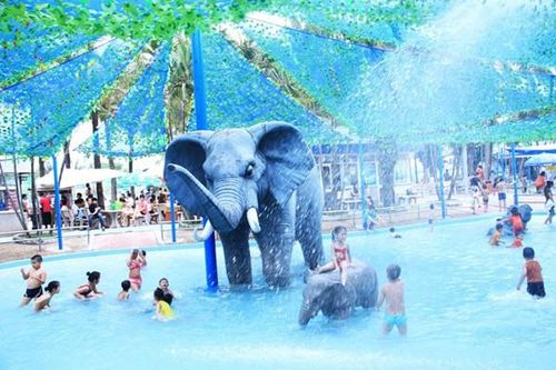 'Vui Tết thiếu nhi, ly kỳ hấp dẫn' tại công viên nước Hồ Tây