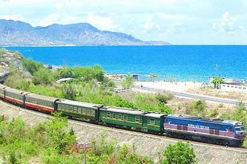 Phải phá bỏ độc quyền kinh doanh đường sắt