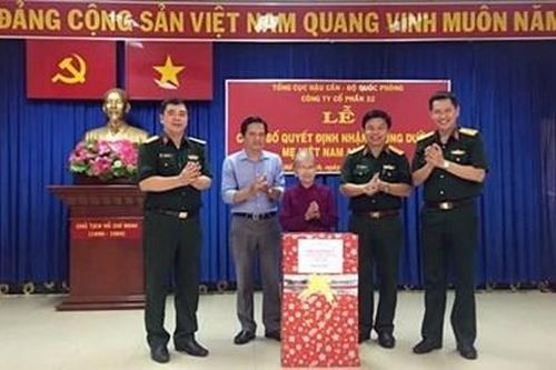 Công ty cổ phần 32 nhận phụng dưỡng Bà mẹ Việt Nam anh hùng Ngô Thị Quýt