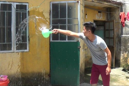 Tuyệt chiêu chống nóng của sinh viên Hà Nội