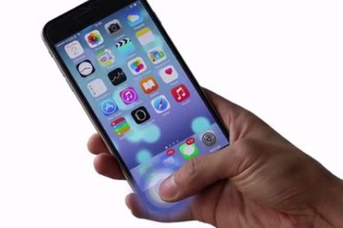 Steve Jobs từng muốn iPhone có phím Back