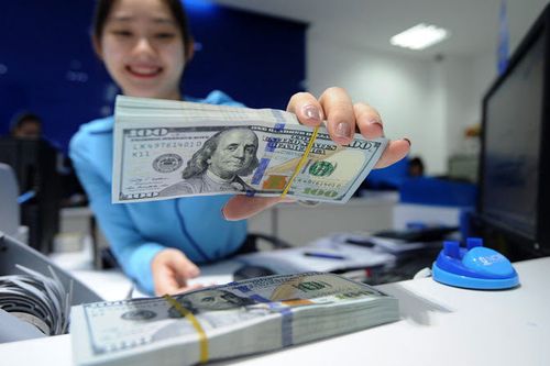 USD đảo chiều: Đằng sau cơn biến động tăng giá