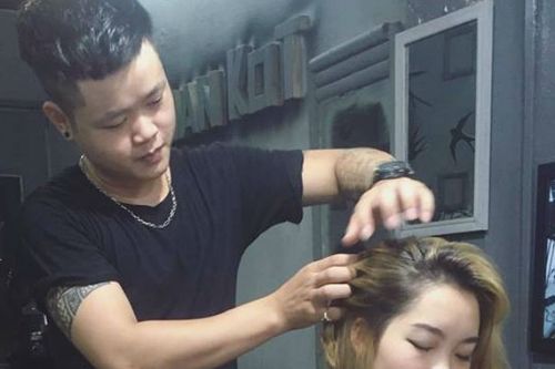 Chuyện khóc - cười của người làm nghề cắt tóc