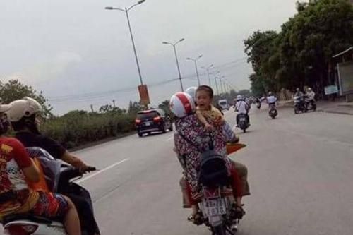 Công an Hà Nội xác minh xe chở bé trai nghi bị mất tích ở Quảng Bình