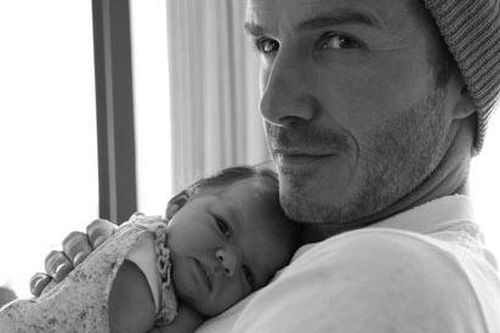 Harper Beckham: Công chúa nhỏ trong lòng bố nay đã lớn