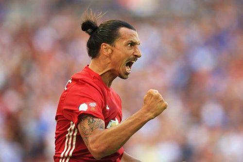 Rooney nhường Ibra đá penalty