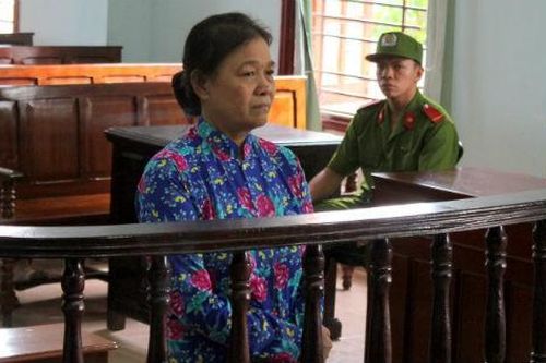 Cần Thơ: Tiếp tay cho chồng bán ma túy, lãnh 7 năm tù