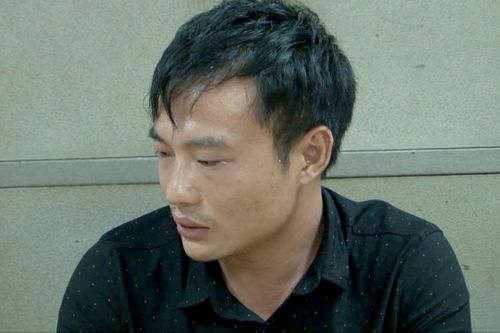 Cảnh sát hình sự phục kích bến xe bắt nghi phạm giết người