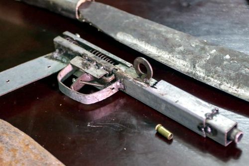 Bắt nhóm giang hồ mang súng tự chế, bom xăng đi đòi nợ