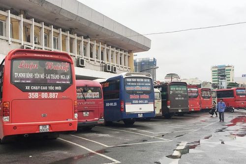 Mới có 50% nhà xe tuyến Ninh Bình về bến Giáp Bát