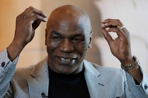 Mike Tyson cảnh báo McGregor sẽ 'bị giết' khi đấu Mayweather