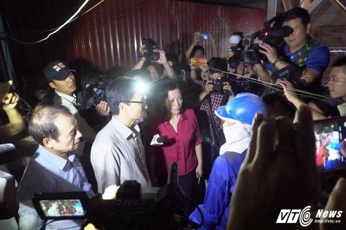 Phó Thủ tướng Vũ Đức Đam kiểm tra công tác phòng chống dịch sốt xuất huyết tại Hà Nội