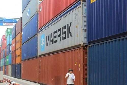 Đã bắt lại 50 trong 213 container 'biến mất' ở Cát Lái