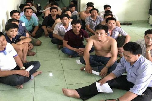 Bắt giữ 28 con bạc trong ngôi nhà mới tân gia ở tỉnh Bình Dương