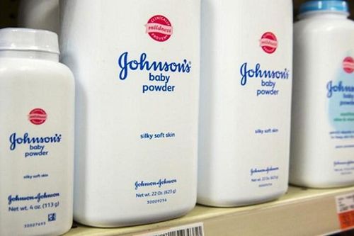 Johnson & Johnson bị phạt nặng vì phấn rôm gây ung thư