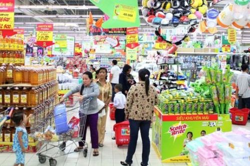 Bộ Tài chính: Tăng thuế VAT ảnh hưởng không đáng kể đến người nghèo