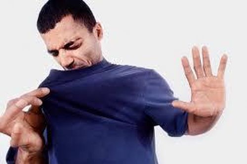Làm thế nào khi cơ thể nặng mùi?