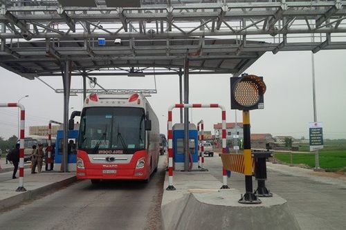 Năm 2018 sẽ đồng bộ thu phí không dừng trên quốc lộ 1A và quốc lộ 14