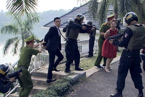 Kết thúc 'Người phán xử' bị chỉ trích dữ dội, ê kíp sản xuất nói gì?