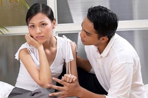 Chiêu độc của vợ khiến chồng ghen tuông 'giơ tay xin hàng'