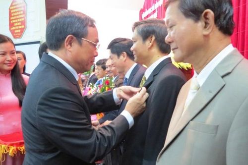 Lập Hội đồng xét tặng danh hiệu 'Nhà giáo Nhân dân', 'Nhà giáo Ưu tú'