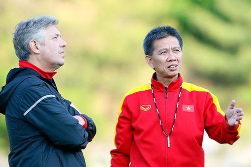 VFF 'vẽ' thầy cho tuyển: Rối và bí, vời lại ông Tuấn 'con'?