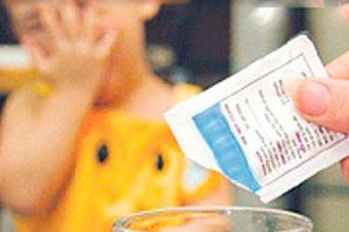 Bác sĩ cảnh báo: Oresol - uống sai bệnh thêm nặng