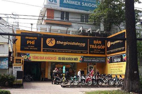 Thế Giới Di Động đóng cửa hàng đầu tiên gây dựng nên đế chế tỷ USD