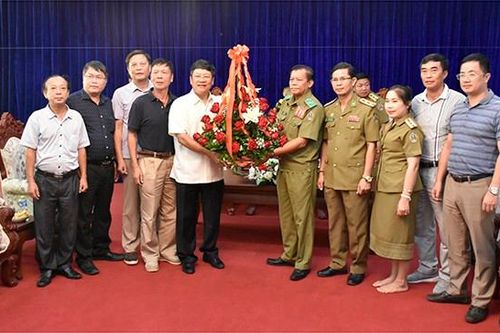 Lãnh đạo CATP Hà Nội chúc mừng tân Giám đốc CATP Viên Chăn