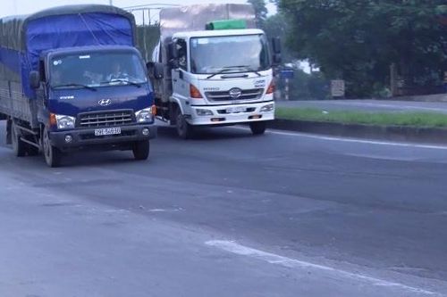 Bức xúc đường BOT Quốc lộ 2 xuống cấp chậm được sửa chữa