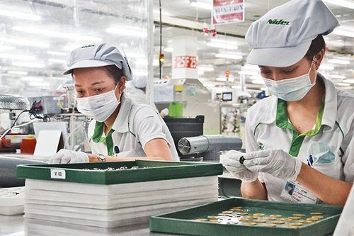 Tạo điều kiện thuận lợi thu hút đầu tư