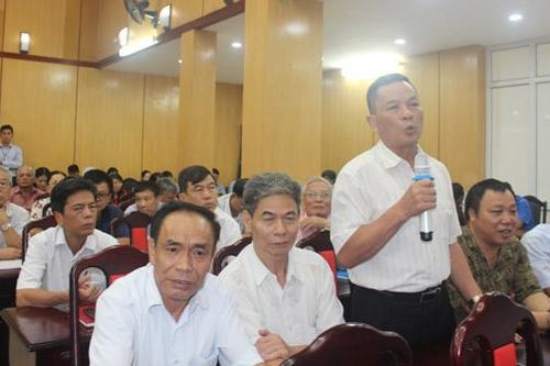 Cử tri quận Hai Bà Trưng mong sớm cải tạo chung cư cũ