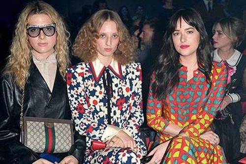 Dàn sao thế giới quay về thập niên 1980 cùng show diễn Gucci
