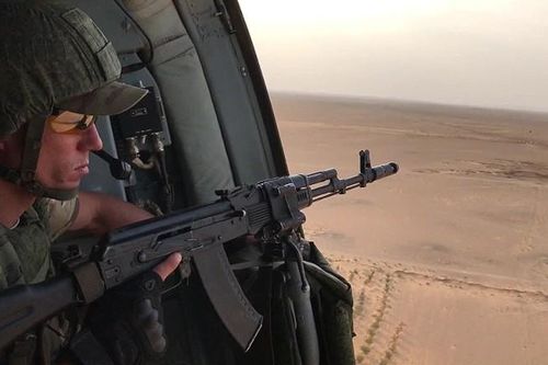 Sợ dính hỏa lực 'oan', Mỹ theo sát vị trí quân đội Nga tại Syria