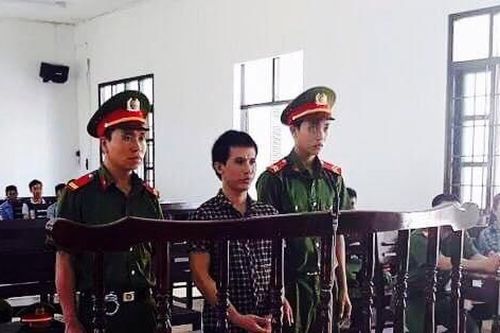 Vì cuồng ghen, nam thanh niên đâm người yêu rồi dùng dao tự sát