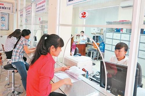 Tạo thuận lợi cho người dân đổi thẻ bảo hiểm y tế