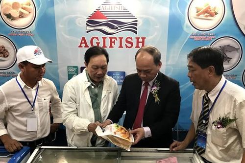 Cá tra 'quên' thị trường nội địa?