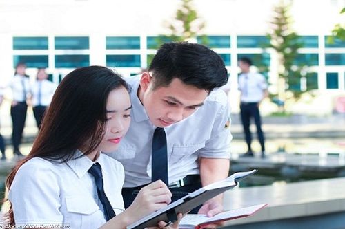 Đồng phục - một nét đặc trưng của sinh viên Học viện Tòa án