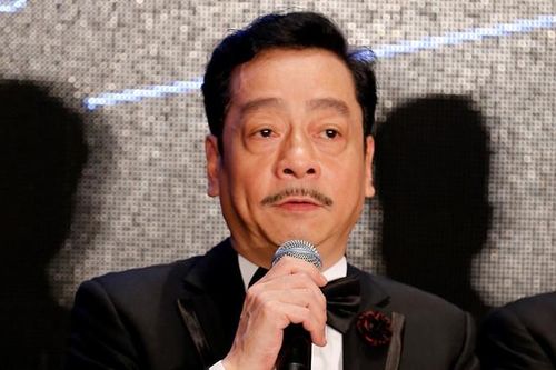 'Ông trùm' Hoàng Dũng lần đầu làm MC