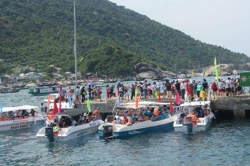 Máu và nước mắt trong hành trình khai hoang, mở cõi Hòn Lao
