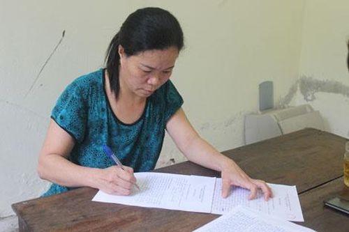Hai mẹ con cầm đầu đường dây đánh bạc hàng chục tỷ tại TP Vinh
