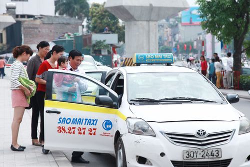 Điều chỉnh cước taxi theo giờ: Tốt, nhưng khó làm