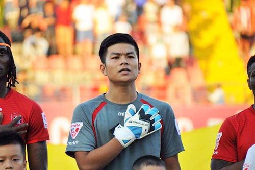 Thủ môn Hà Tĩnh ra mắt ấn tượng ở V.League