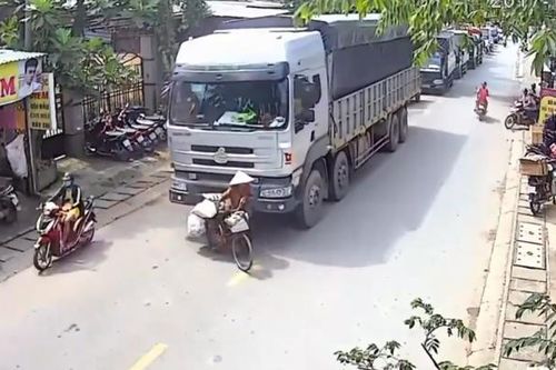 Nhận biết điểm mù của xe tải để tránh tai nạn cho chính mình